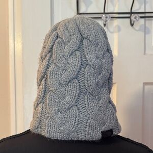 The North Face Women's Minna Stylish Light Gray Cable Knit Beanie with Fleece